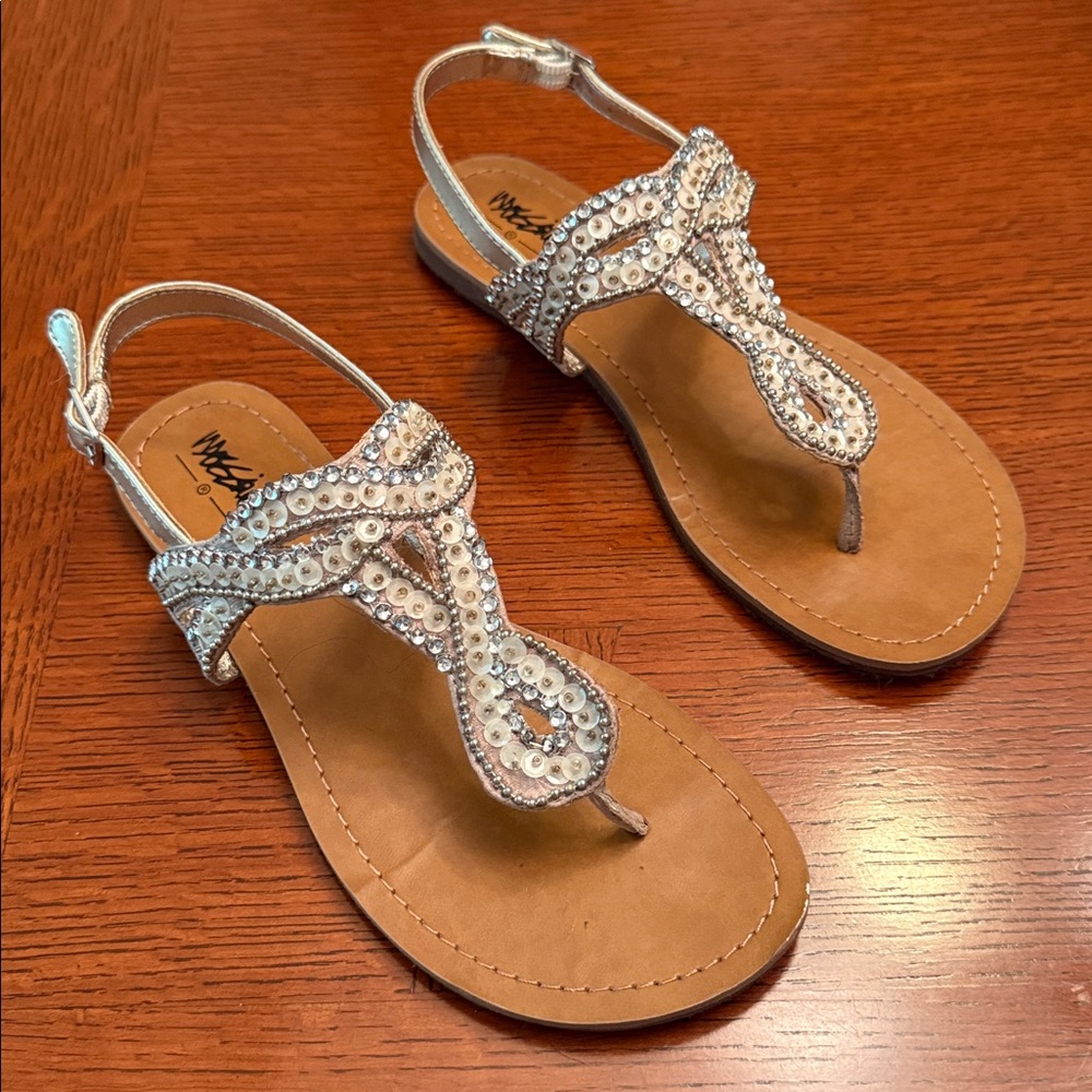 Mossimo Raegan Beaded T-Strap Sandals - Picture 7 of 12